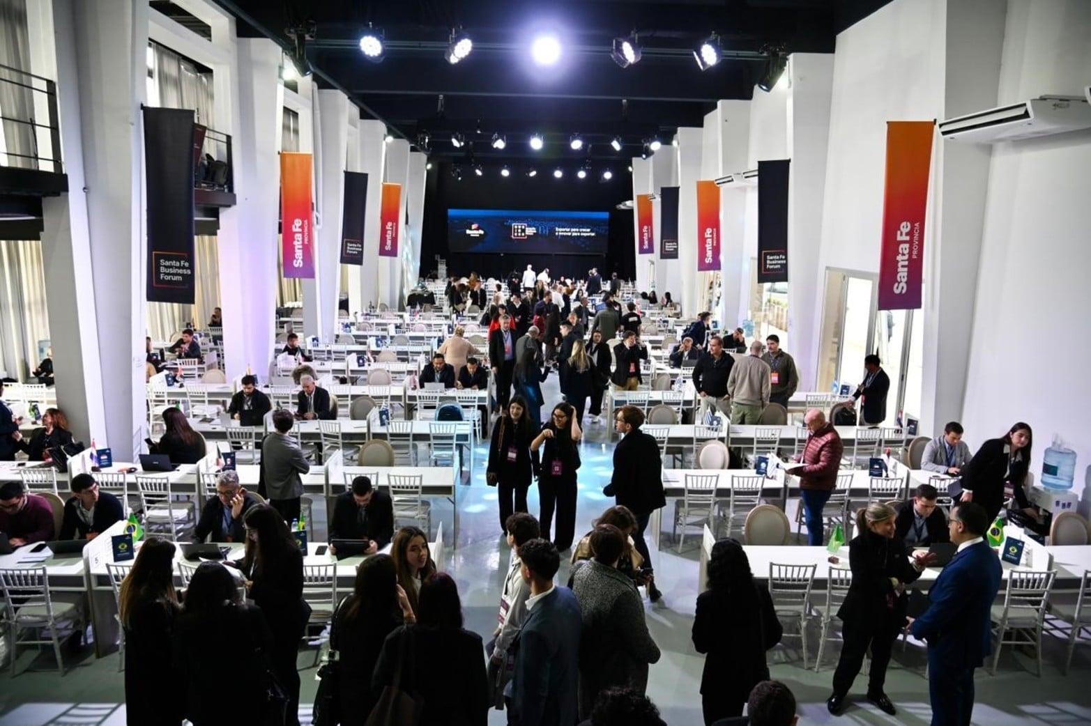 Comenzó el Santa Fe Bussines Forum.