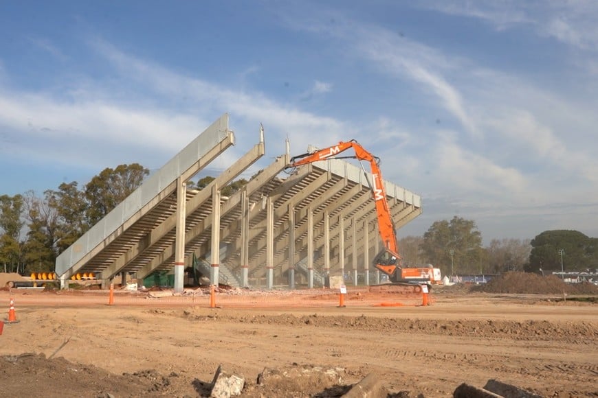 La obra permitirá avanzar sobre el sector que ocupaba el viejo kartódromo.