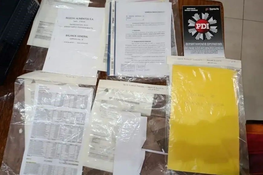 En los allanamientos se secuestró documentación comercial y societaria, contratos, títulos valores y otros elementos de interés para la causa. Foto, Gentileza