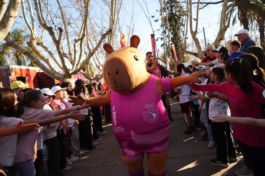 Casilda vivió la llegada del Fuego Suramericano y se sumó a la cuenta regresiva.