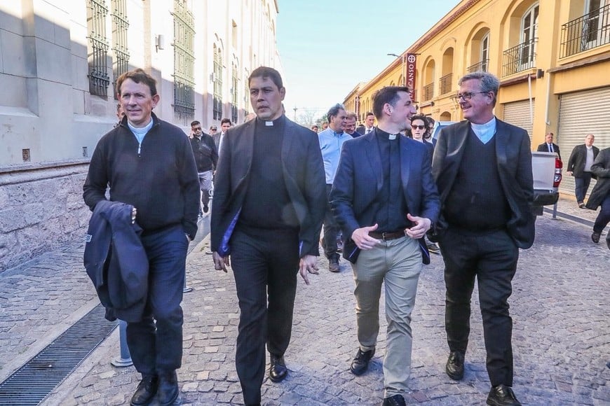 La delegación del Vaticano recorrió Luján y Claypole antes de la visita de León XIV | El Cottolengo Don Orione atiende a personas con discapacidad en la localidad de Claypole.