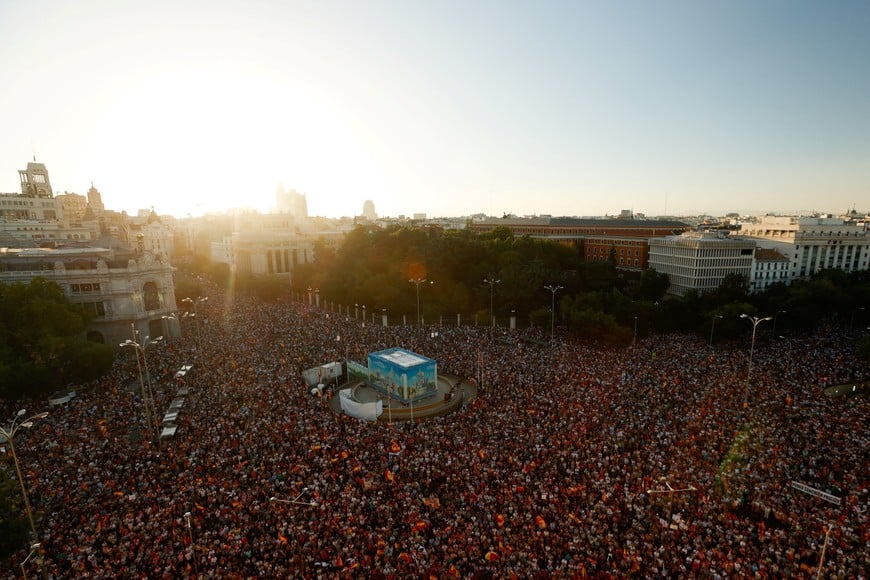 People attend a demonstration in support of residents of Spain's North African enclave of Ceuta following recent mass crossings of migrants from Morocco, in Madrid, Spain, September 2, 2026. REUTERS/Violeta Santos Moura