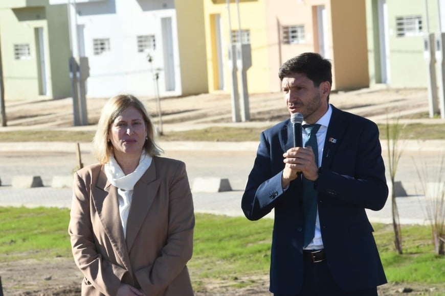 El gobernador Pullaro este miércoles durante la inauguración de la Villa Suramericana en la capital santafesina. Crédito: Flavio Raina