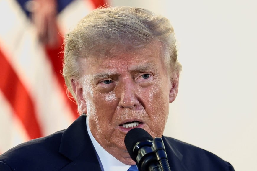 U.S. President Donald Trump speaks while hosting a dinner in the Rose Garden at the White House in Washington, D.C., U.S., September 2, 2026. REUTERS/Evelyn Hockstein