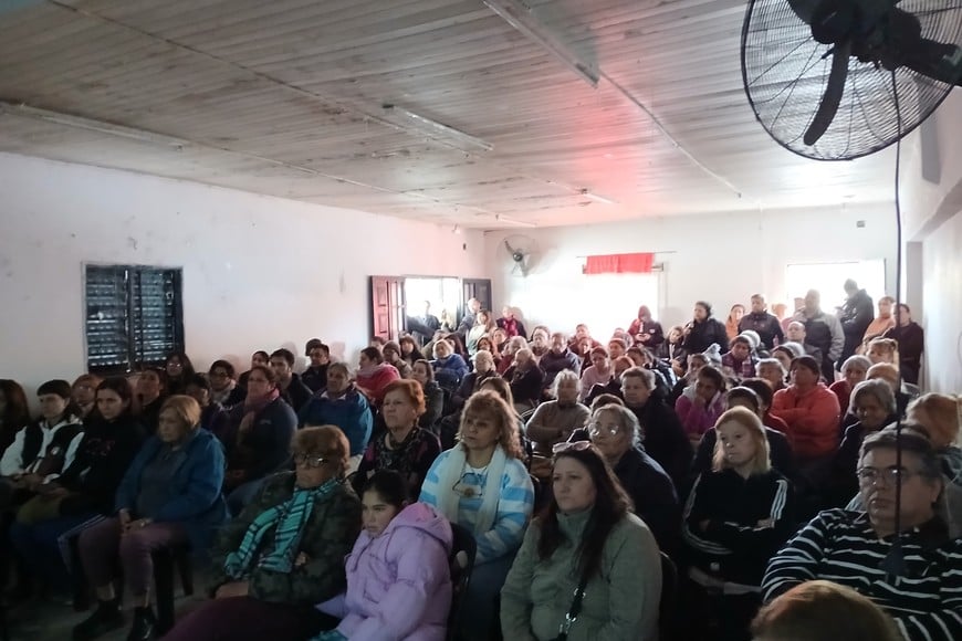 En la última reunión informativa hubo gran cantidad de vecinos. Foto: Gentileza