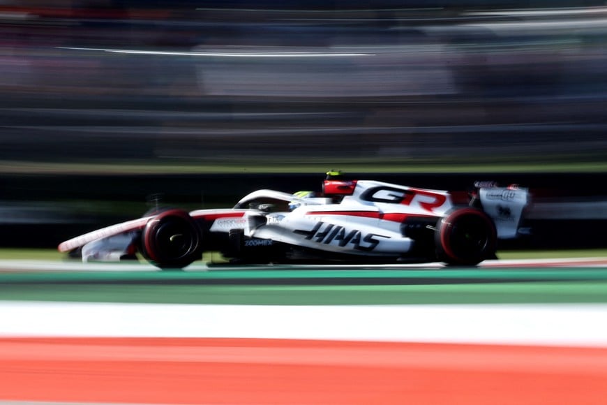 Formula One F1 - Italian Grand Prix - Autodromo Nazionale Monza, Monza, Italy - September 4, 2026
Haas' Oliver Bearman during practice REUTERS/Jakub Porzycki