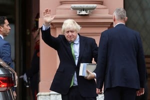Johnson se refirió al presidente argentino Javier Milei como un "admirador de Thatcher" y un "anglófilo", descartando la posibilidad de un enfrentamiento con el Reino Unido. Foto: Archivo / REUTERS / Matias Baglietto.