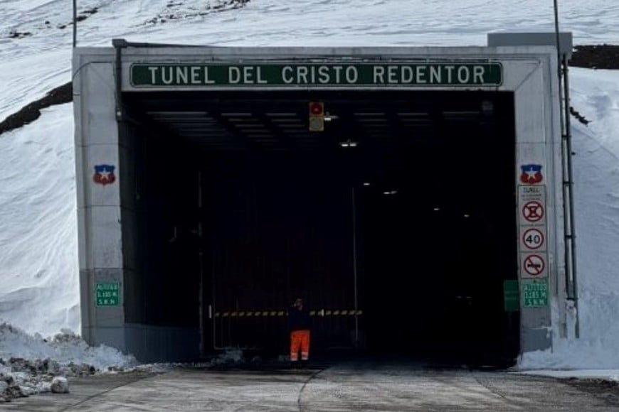 El Paso Internacional Cristo Redentor, uno de los principales corredores terrestres entre Argentina y Chile