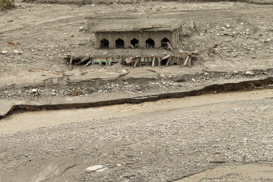FILE PHOTO: A damaged house following the deadly flash floods and a mudslide, in Trishuli, Nuwakot district, Nepal, September 4, 2026. REUTERS/Adnan Abidi/File Photo