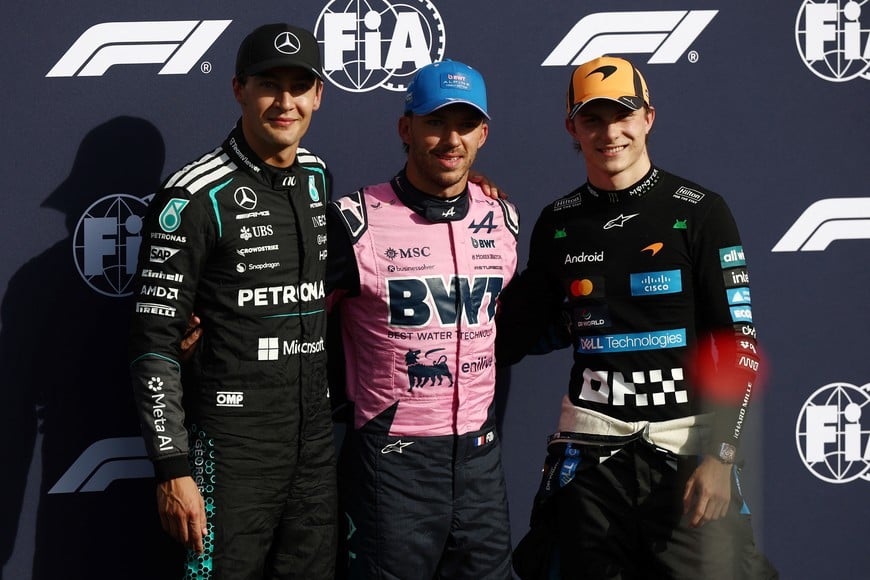Formula One F1 - Italian Grand Prix - Autodromo Nazionale Monza, Monza, Italy - September 5, 2026
Alpine's Pierre Gasly celebrates after qualifying in pole position along with second placed Mercedes' George Russell and third placed McLaren's Oscar Piastri REUTERS/Guglielmo Mangiapane