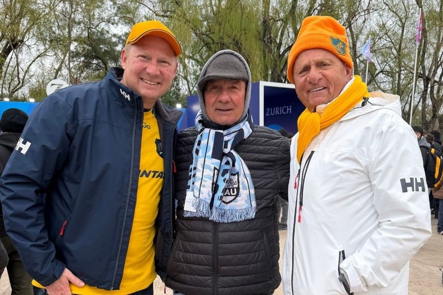 Entre frío, camisetas, turistas, recuerdos y mucho rugby, el Malvinas Argentinas volvió a ser escenario de una jornada especial para el deporte argentino.