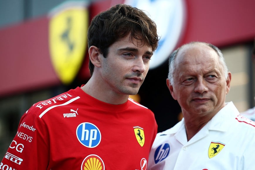 Formula One F1 - Italian Grand Prix - Autodromo Nazionale Monza, Monza, Italy - September 6, 2026
Ferrari's Charles Leclerc with team principal Frederic Vasseur before the race REUTERS/Guglielmo Mangiapane