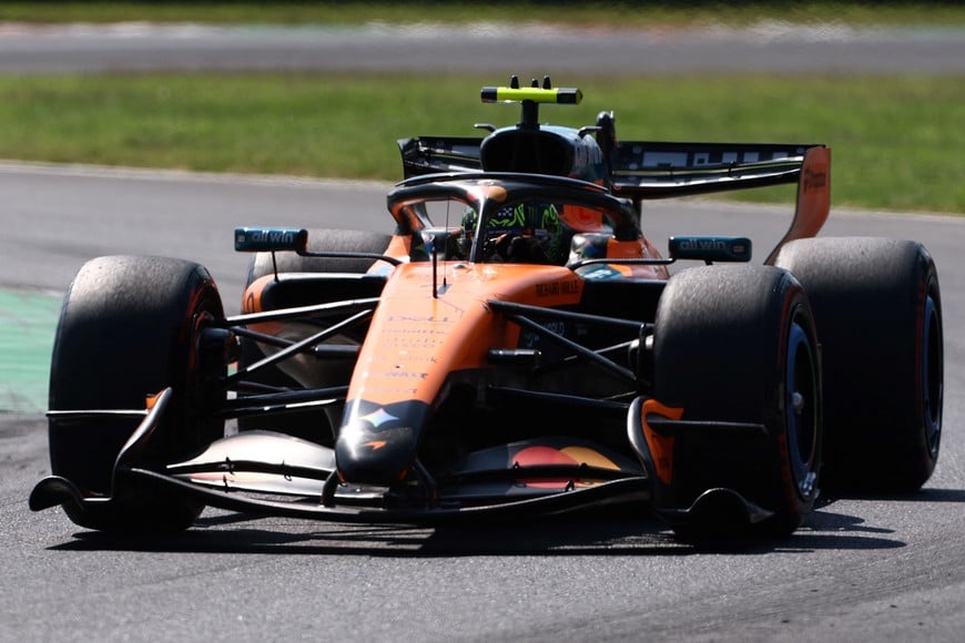 Formula One F1 - Italian Grand Prix - Autodromo Nazionale Monza, Monza, Italy - September 6, 2026
McLaren's Lando Norris on the track before the race REUTERS/Guglielmo Mangiapane
