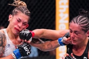 Sofía Montenegro perdió por sumisión ante Delphine Benouaich en su primera pelea dentro de UFC.
