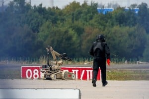 Alemania acusó a Rusia por el ataque con dron en Leipzig y cerró el consulado de Bonn, mientras Moscú ordenó clausurar la sede alemana en San Petersburgo.
Foto: REUTERS / Axel Schmidt.