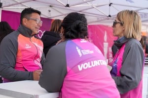 El equipo de colaboradores ya se prepara para recibir a las delegaciones.