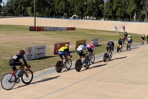 El ciclismo de pista volvió a ser protagonista en una nueva fecha de la Copa Santa Fe.
