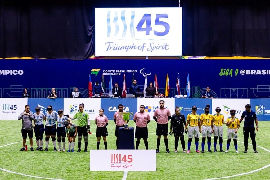 El seleccionado nacional femenino de fútbol para ciegas cerró una fase de grupos impecable en suelo brasileño.