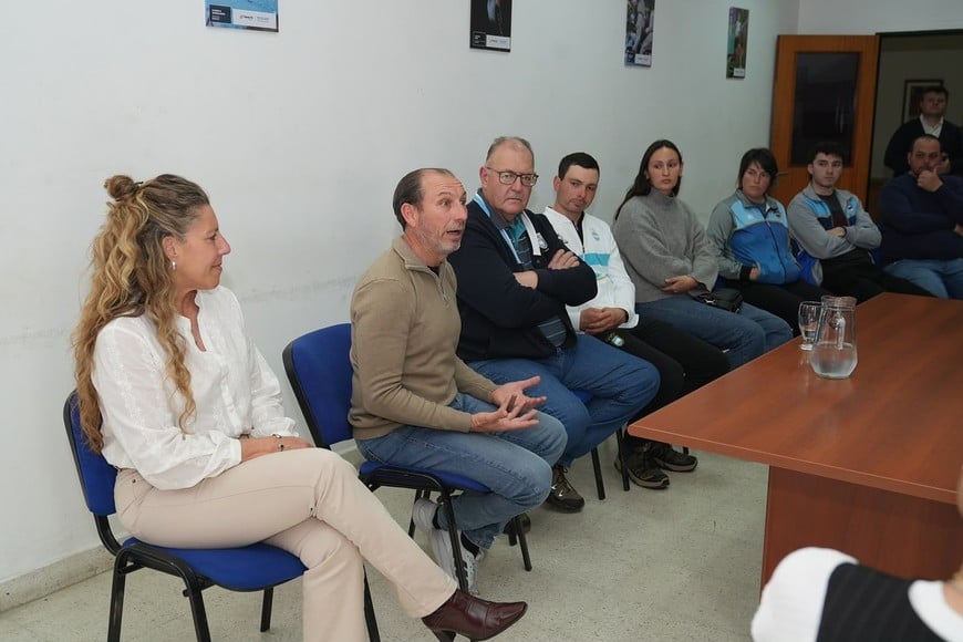 Santa Fe completó la entrega de becas a los 64 deportistas de la provincia que competirán en los Juegos Suramericanos