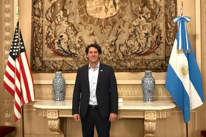 La reunión permitió además avanzar en conversaciones sobre diferentes proyectos y programas que ALICANA prevé desarrollar en Santa Fe, principalmente durante 2027, profundizando su trabajo conjunto con la Embajada y la red de Centros Binacionales.