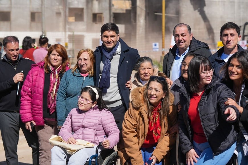 Junto al vecindario. Gobierno de Santa Fe