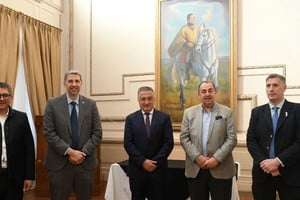Pereyra, Durando, Curado, Poletti y Olivares en la Bolsa de Comercio de Santa Fe. Foto: Flavio Raina