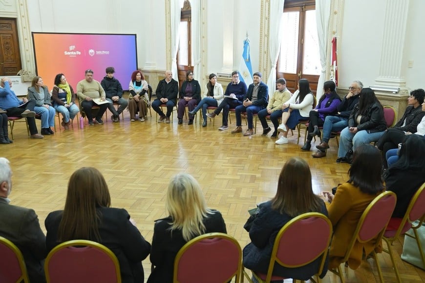 Más de $465 millones para obras de infraestructura en escuelas de Rosario y la región