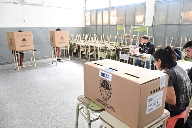 Se buscará "facilitar la selección de personas capacitadas para desempeñar esa función en los procesos electorales provinciales y municipales". Crédito: Flavio Raina