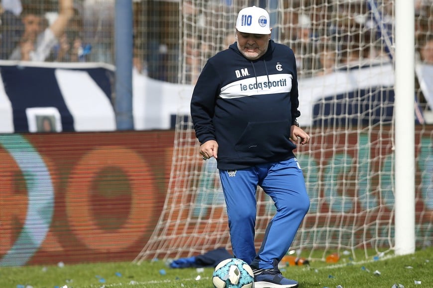 Soccer Football - Argentina - Juan Carmelo Zerillo Stadium, La Plata, Argentina - September 8, 2019 Diego Maradona during his presentation as the new coach of Gimnasia y Esgrima REUTERS/Agustin Marcarian