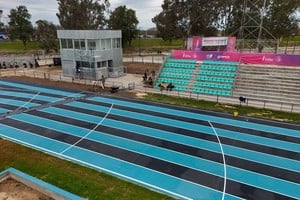 Juegos Suramericanos 2026: la nueva pista de atletismo, el Invencible Santa Fe, las canchas de hockey y la Capiplaza.