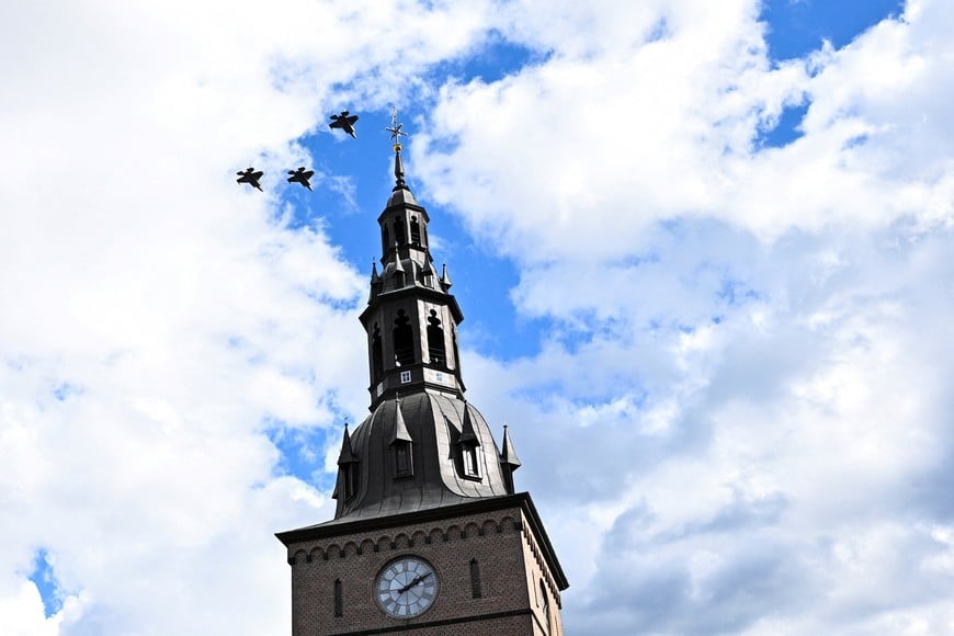F-35 jets of the Royal Norwegian Air Force fly on the day of the funeral of Norway's King Harald, in Oslo, Norway, September 9, 2026. REUTERS/Dylan Martinez