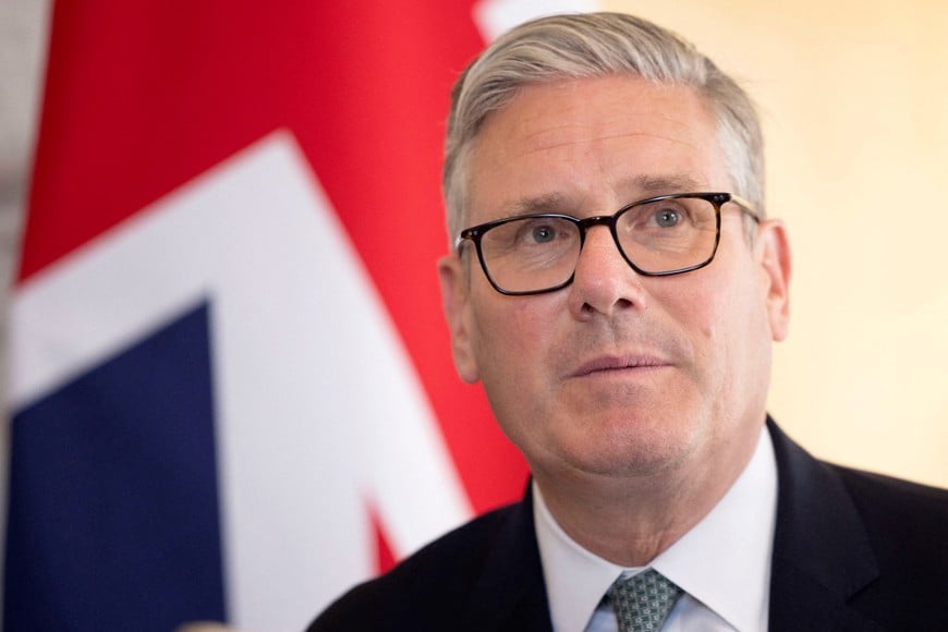 FILE PHOTO: Britain's Prime Minister Keir Starmer reacts during a meeting with Barbados' Prime Minister Mia Mottley (not pictured) at 10 Downing Street in London, Britain, June 25, 2026. BROOK MITCHELL/Pool via REUTERS/File Photo
