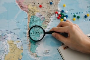 Argentina enfrenta el desafío de transformar sus recursos en desarrollo.