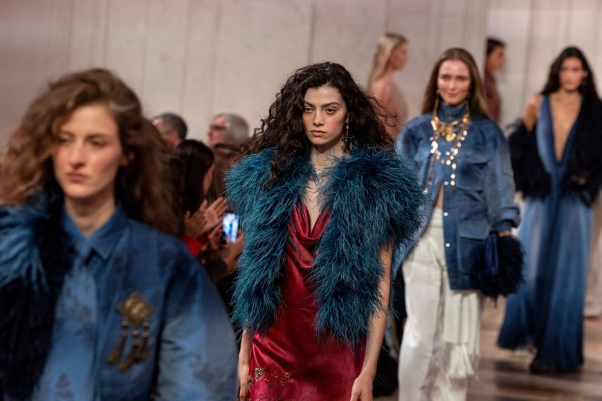Models present creations from the latest Ralph Lauren collection in Manhattan, New York City, U.S., September 9, 2026. REUTERS/Caitlin Ochs