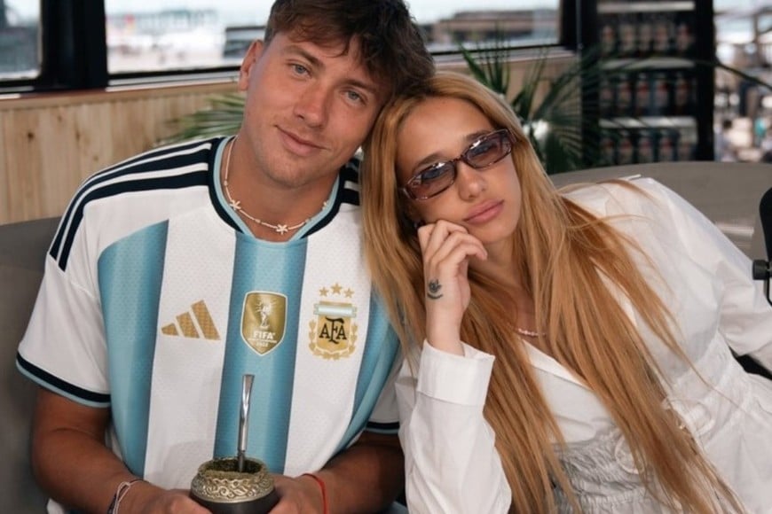 La cantante compartió detalles de su relación con Marcos Giles.