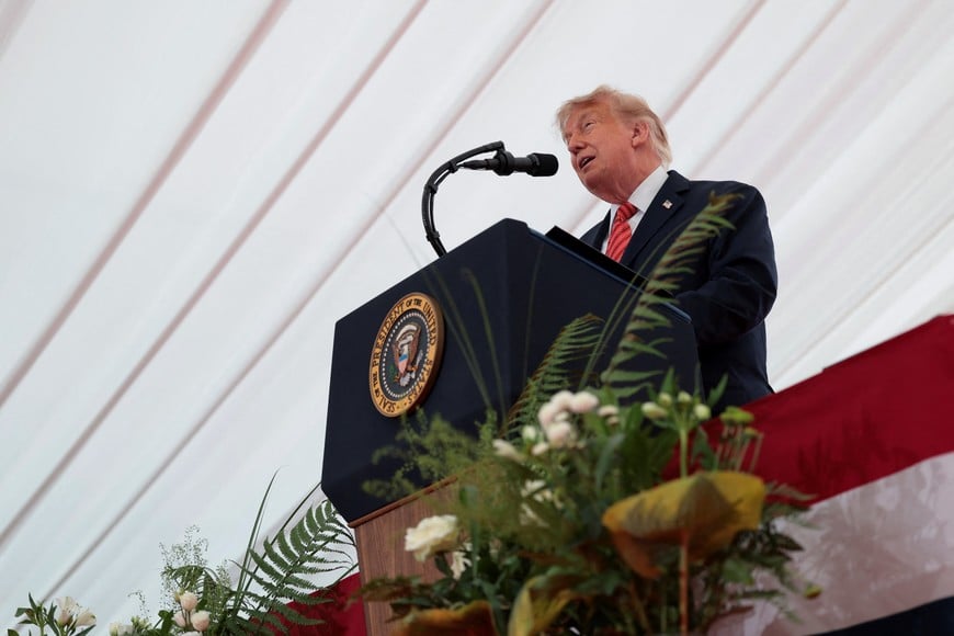 U.S. President Donald Trump delivers remarks to U.S. embassy personnel and business leaders at Deerfield Residence, the residence of the U.S. Ambassador to Ireland, in Dublin, Ireland, September 12, 2026. REUTERS/Kylie Cooper