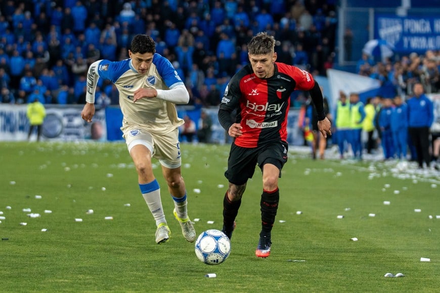 Colón completó una actuación deslucida y llena de dudas, exhibiendo graves problemas de funcionamiento tanto adentro del campo como en el banco de suplentes. Foto: Franco Monsalvo.