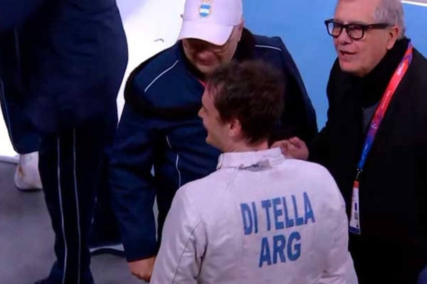 Di Tella, medalla de oro en esgrima.