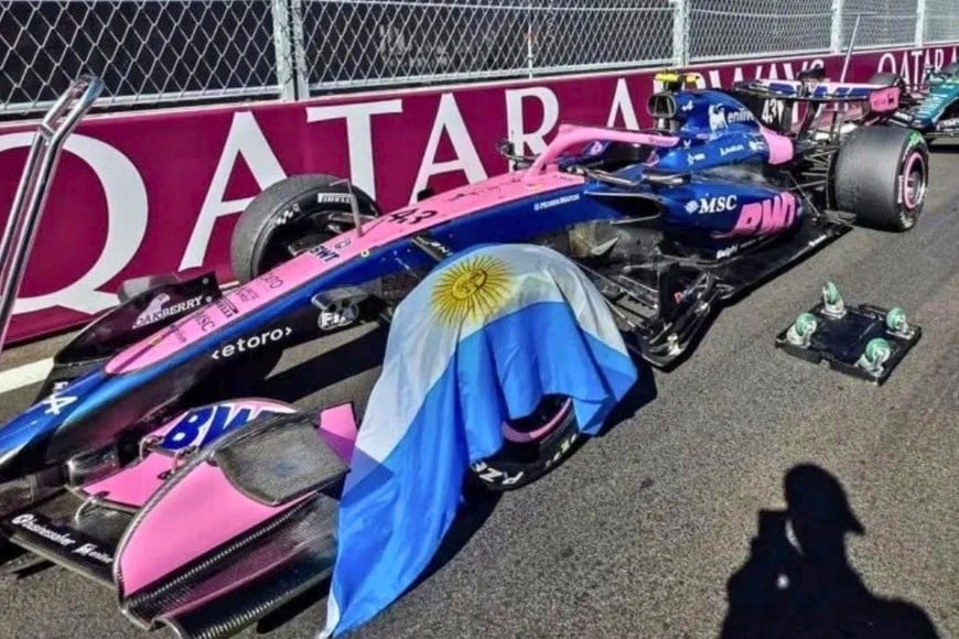 colapinto bandera