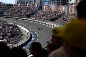 La experiencia española sirve de guía para el ambicioso plan de obras en la pista porteña, que busca recuperar el brillo internacional y atraer el turismo.
Foto: REUTERS / Jakub Porzycki.
