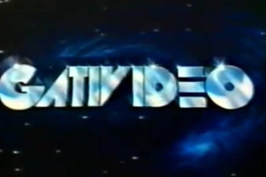 El logo que aparecía previo al flim.