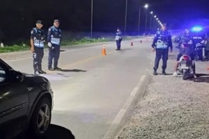 Un motociclista alcoholizado atropelló a cinco peregrinas que iban hacia la Catedral de Salta.