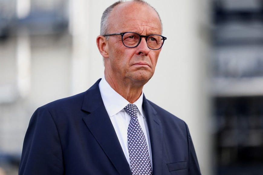 German Chancellor and Christian Democratic Union (CDU) party leader Friedrich Merz gives a press statement after visiting UPM Biochemicals in Leuna, Germany, September 3, 2026. REUTERS/Christian Mang