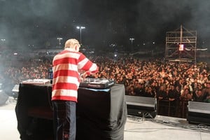La grilla del lunes incluía a Benja Amadeo, Chino Mansutti, Maca Revolt, DJ Pipo y Un poco de ruido.