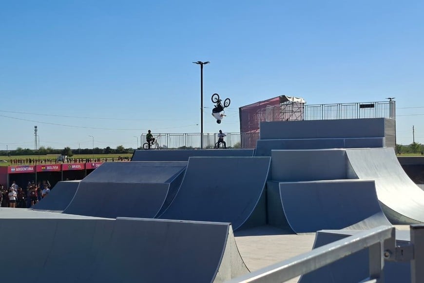Manuel Turone ganó el bronce en BMX Freestyle en Rafaela.