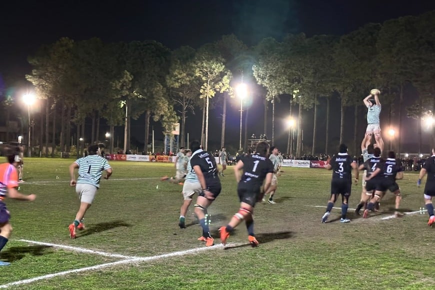 Universitario ganó en casa y mantiene viva su ilusión. Foto: Prensa Copa SF