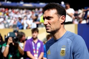 Soccer Football - FIFA World Cup 2026 - Final - Spain v Argentina - New York/New Jersey Stadium, East Rutherford, New Jersey, U.S. - July 19, 2026
Argentina coach Lionel Scaloni walks out for the second half REUTERS/Agustin Marcarian