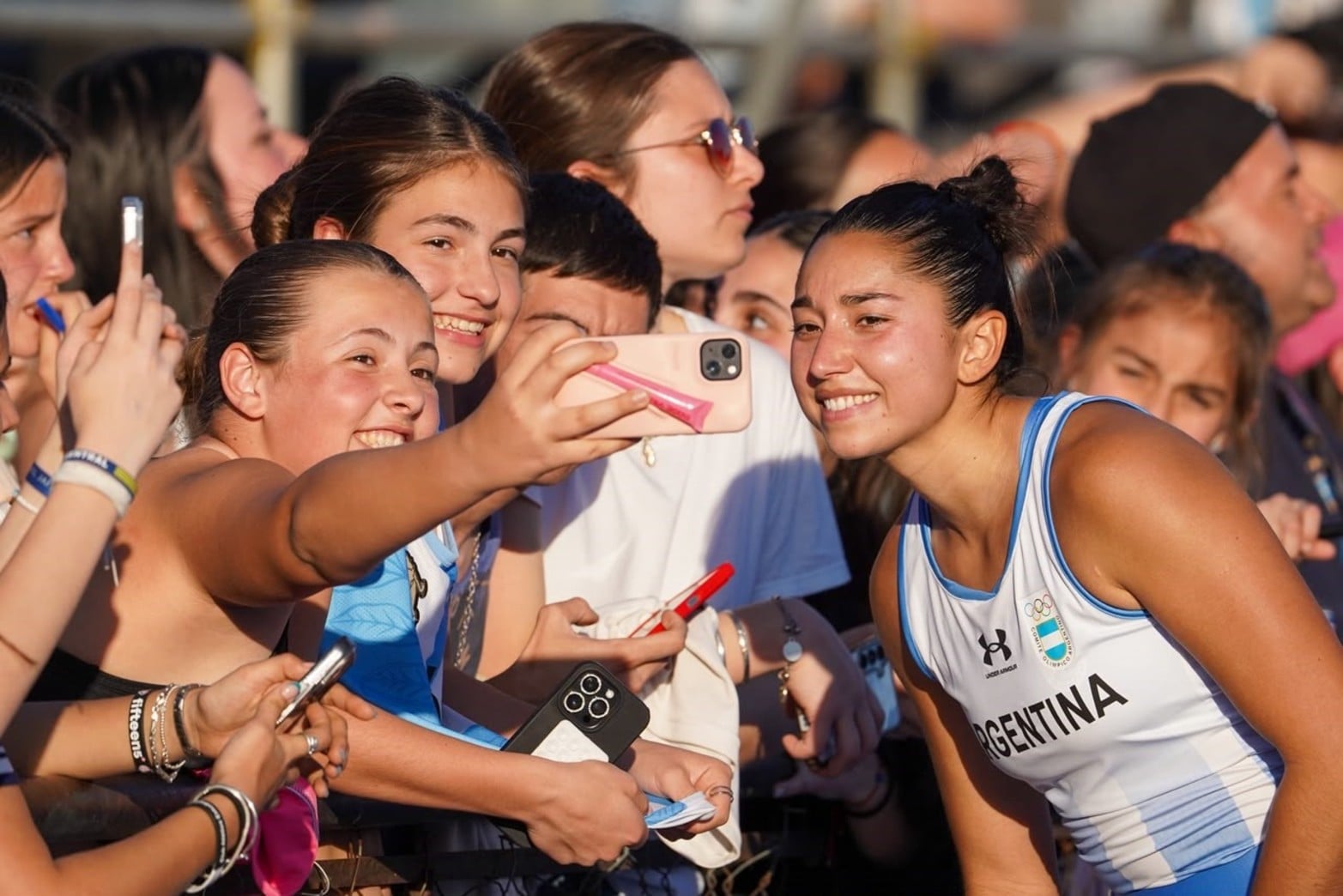 Los Leonas saludando al público post partido vs. Uruguay por los Juegos Suramericanos 2026.