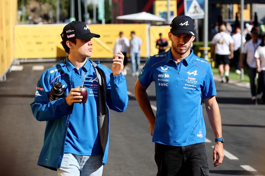Formula One F1 - Spanish Grand Prix - Madring, Madrid, Spain - September 12, 2026
Alpine's Franco Colapinto with Alpine's Pierre Gasly before practice REUTERS/Jakub Porzycki