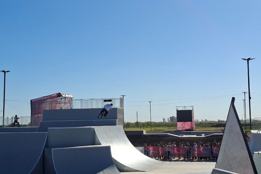 Manuel Turone ganó el bronce en BMX Freestyle en Rafaela.